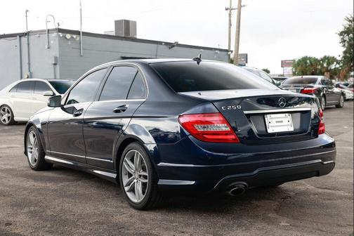 2013 Mercedes-Benz C-Class Luxury