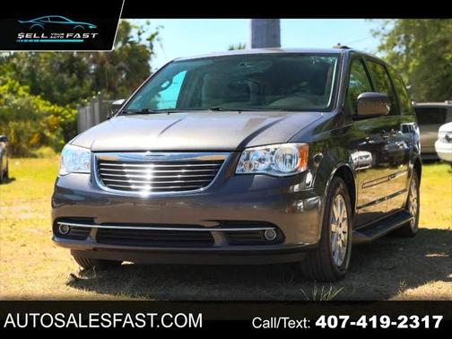 2015 Chrysler Town & Country Touring