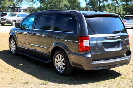 2015 Chrysler Town & Country Touring