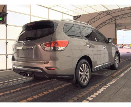 2014 Nissan Pathfinder SL