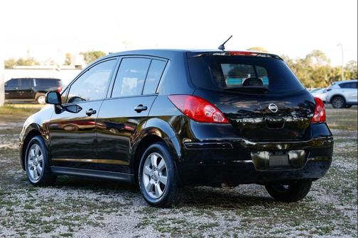 2009 Nissan Versa 1.8 SL