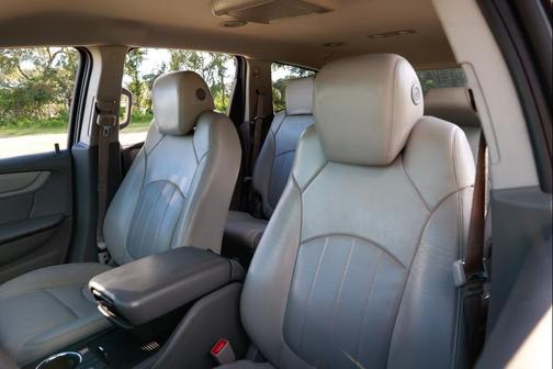 2013 Chevrolet Traverse LTZ