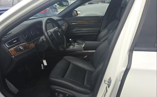 2013 BMW 740 I