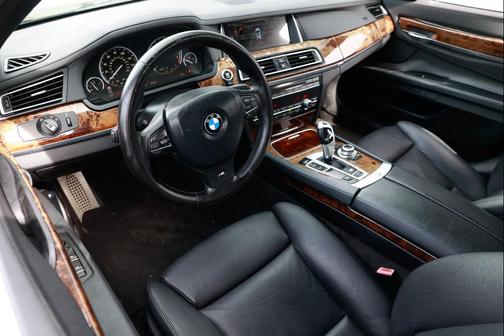 2013 BMW 740 I