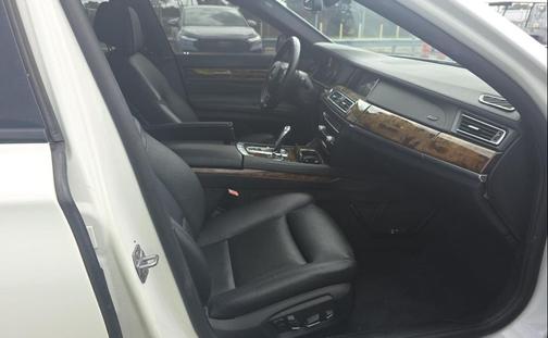 2013 BMW 740 I