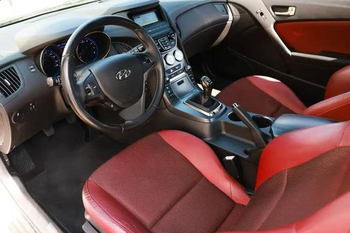2013 Hyundai Genesis Coupe 3.8 R-Spec