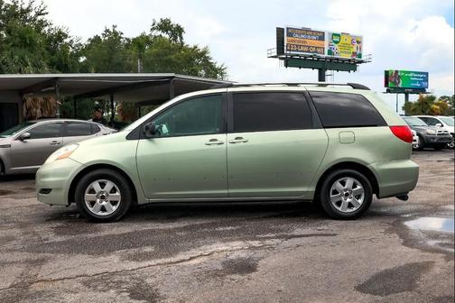 2007 Toyota Sienna LE