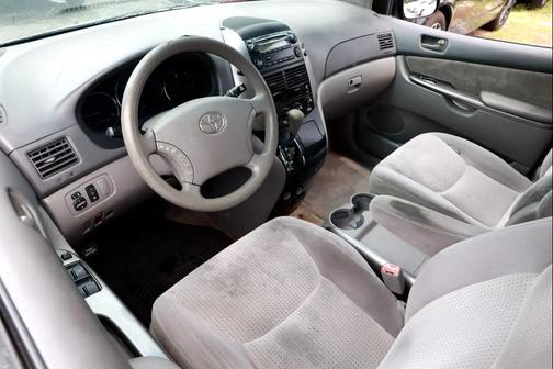 2007 Toyota Sienna LE