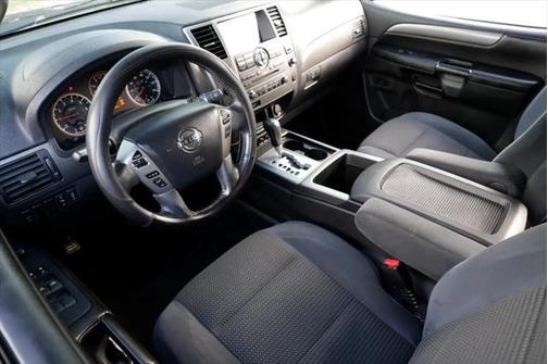 2014 Nissan Armada SV
