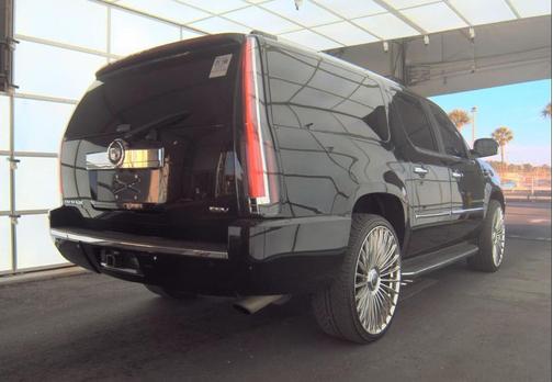 2007 Cadillac Escalade ESV Standard