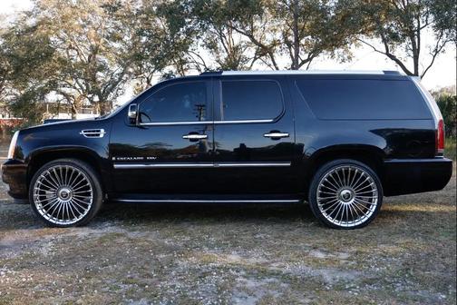 2007 Cadillac Escalade ESV Standard