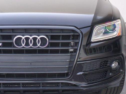 Mythos Black Metallic 2016 Audi SQ5 3.0T Premium Plus