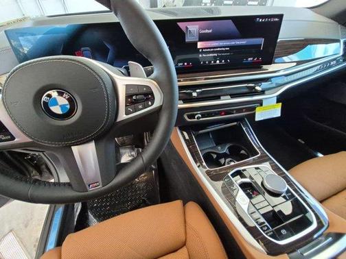 Manhattan Green Metallic 2026 BMW X5 xDrive40i