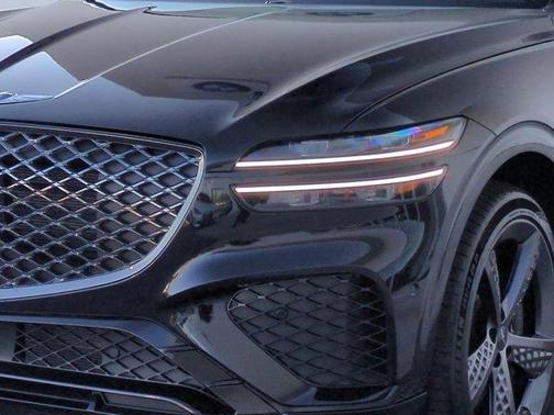 Vik Black 2023 Genesis GV70 2.5T