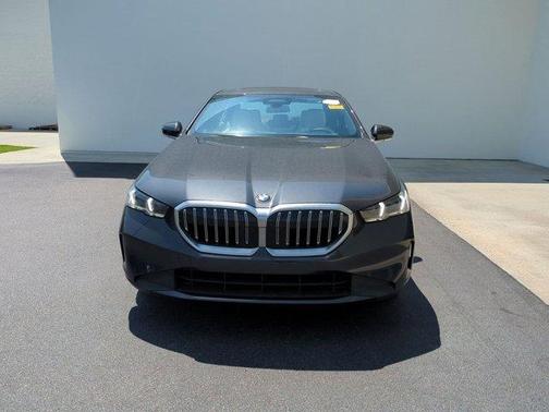 2024 BMW 530 i