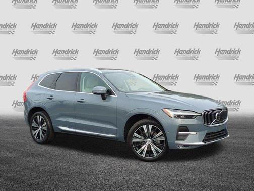 2023 Volvo XC60 B5 Plus Bright Theme