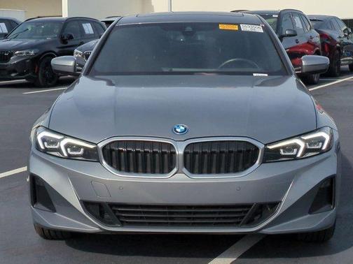 2023 BMW 330e 330e