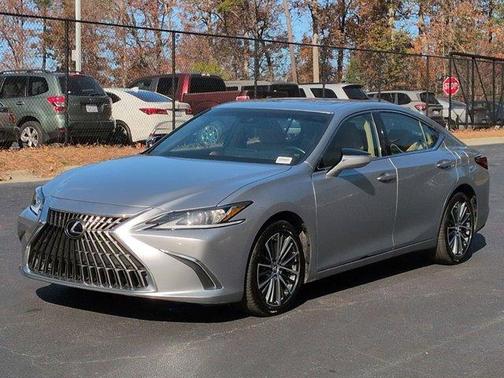 2022 Lexus ES 350 Base