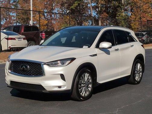 2023 INFINITI QX50 Luxe