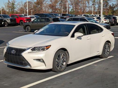 2017 Lexus ES 300h Base