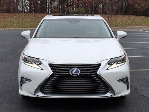 2017 Lexus ES 300h Base