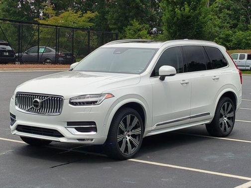 2023 Volvo XC90 B6 Ultimate 6-Seater