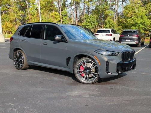 2026 BMW X5 M60i