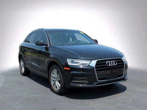 2017 Audi Q3 2.0T Premium Plus