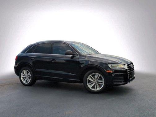 2017 Audi Q3 2.0T Premium Plus