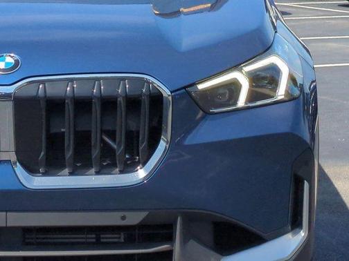 Phytonic Blue Metallic 2023 BMW X1 xDrive28i