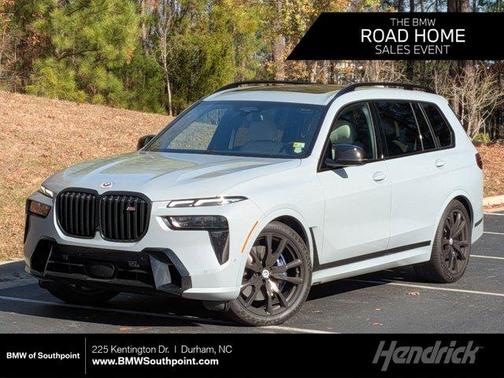 2023 BMW X7 M60i