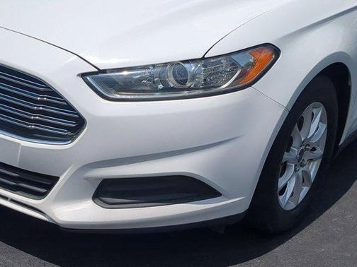 2016 Ford Fusion S