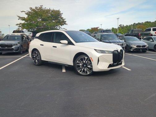 2026 BMW iX xDrive60