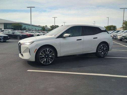 2026 BMW iX xDrive60