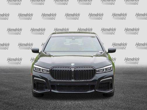 2022 BMW 740 i xDrive