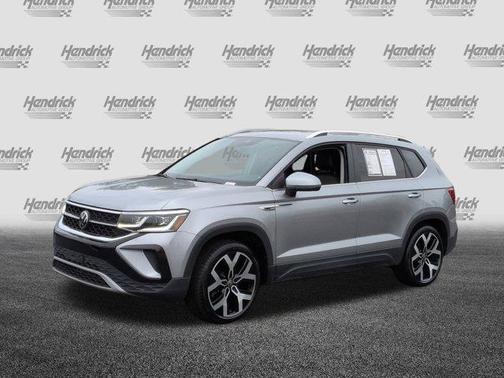 2022 Volkswagen Taos 1.5T SEL