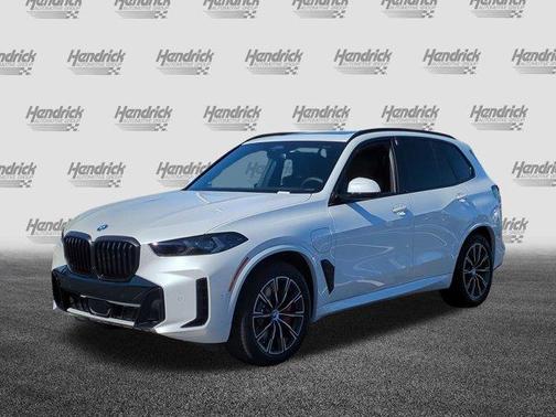 Mineral White Metallic 2026 BMW X5 PHEV xDrive50e
