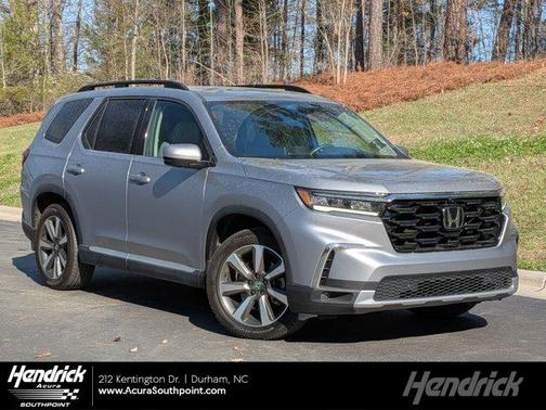 Lunar Silver Metallic 2024 Honda Pilot Elite
