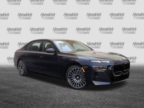 2025 BMW 760 760i xDrive