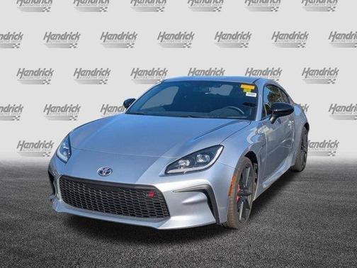 2025 Toyota GR86 Premium