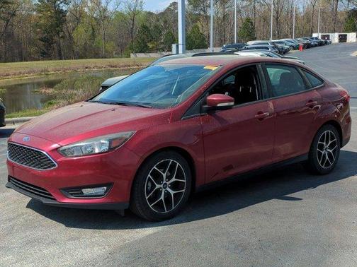 Ruby Red Metallic Tinted Clearcoat 2017 Ford Focus SEL