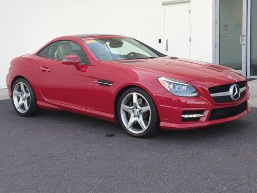 Mars Red 2016 Mercedes-Benz SLK-Class SLK300