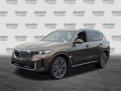 Manhattan Green Metallic 2026 BMW X5 xDrive40i