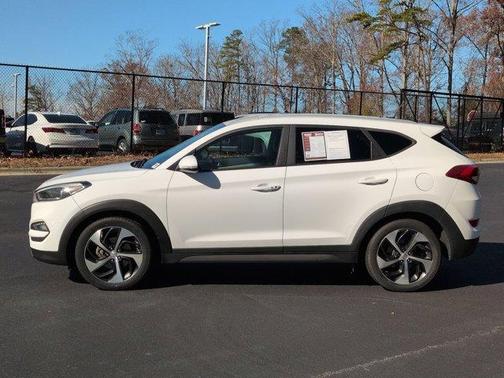 2016 Hyundai TUCSON Sport
