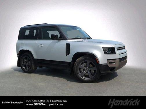 2024 Land Rover Defender P400 X-Dynamic SE