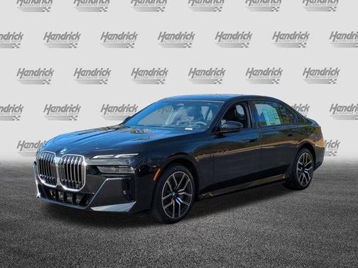 2026 BMW 750e xDrive