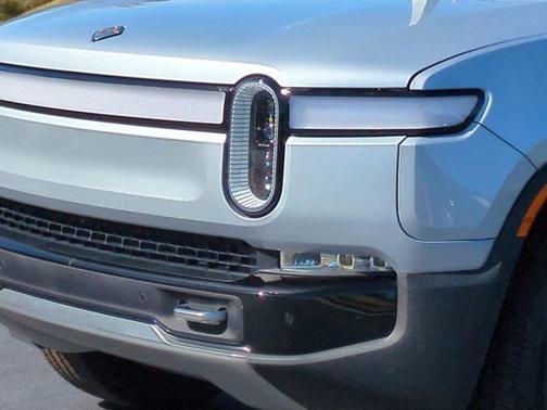 2023 Rivian R1S Adventure Quad Motor Large Pack