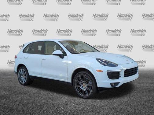 2017 Porsche Cayenne Platinum Edition