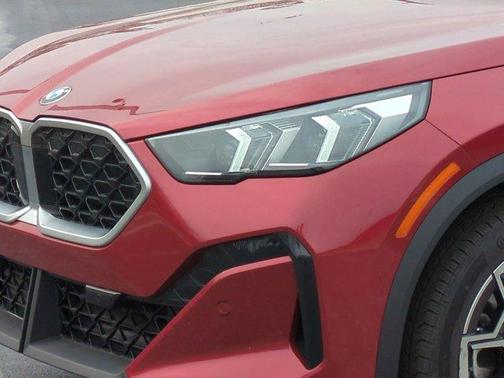 2025 BMW X2 xDrive28i