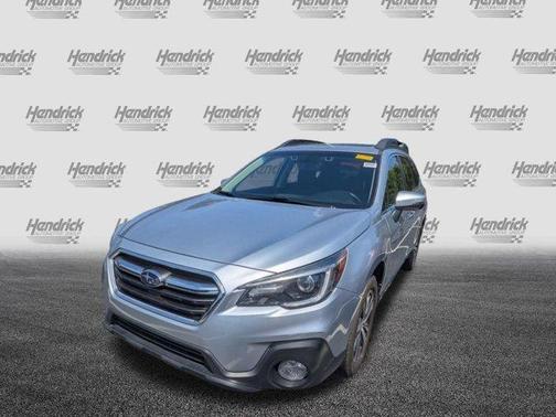 Ice Silver Metallic 2019 Subaru Outback 3.6R Limited